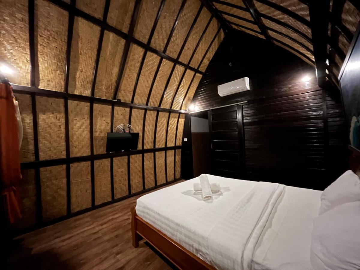 Holy Hills Bungalow Nusa Penida Batumadeg Exterior foto